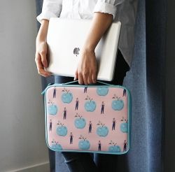 Multi notebook pouch
