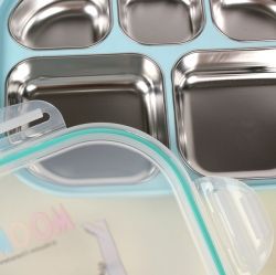 Lunch Tray with Clear Locking Lid Pink  