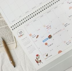 2022 Anne Desk Calendar
