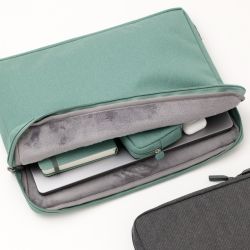 TRAVELUS Laptop Pouch for 16" with Screen Care