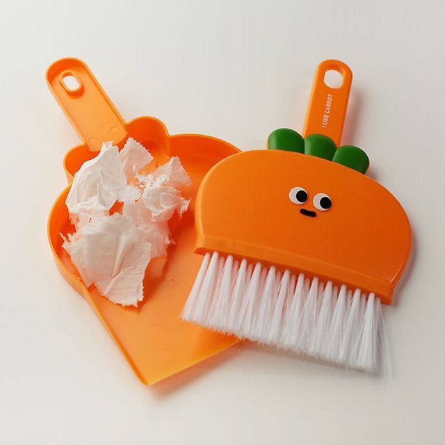Carrot's Cleaning Set