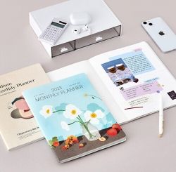 2023 Ardium Monthly Planner L