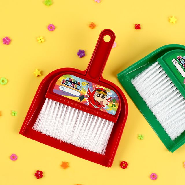 Crayon Shin Chan Mini Cleaning Set 