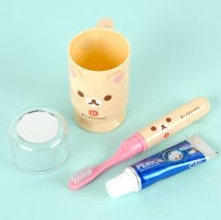 RILAKKUMA Toothbrush with Cup and PERIO Toothpaste 
