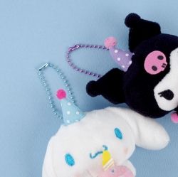 Kuromi Birthday Cake Keychain 8cm 