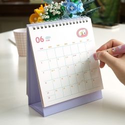 Nyang Nyang 2024 Desk Calendar, Random