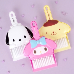 Pochacco Dustpan and Brush Set 