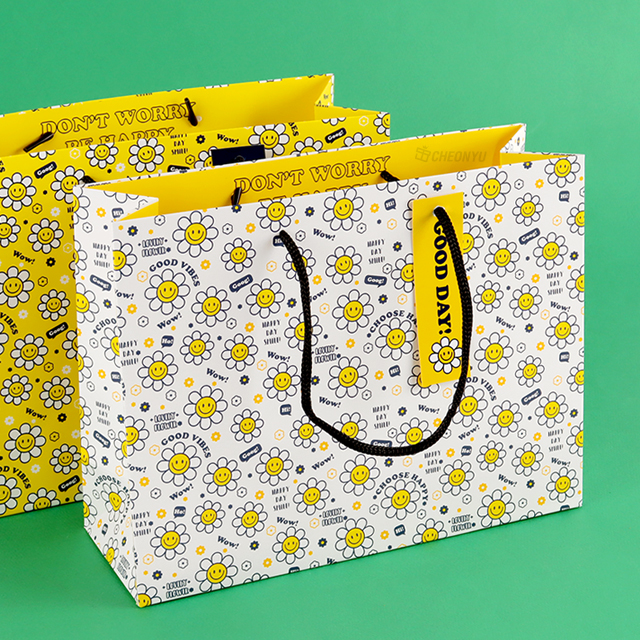 Smile Flower Shopping Bag(S) 270x95x210mm  Set of 10pcs