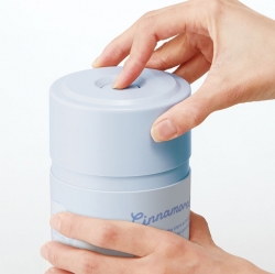 Cinnamoroll Starry Night Push Button Preservation Container 800ml