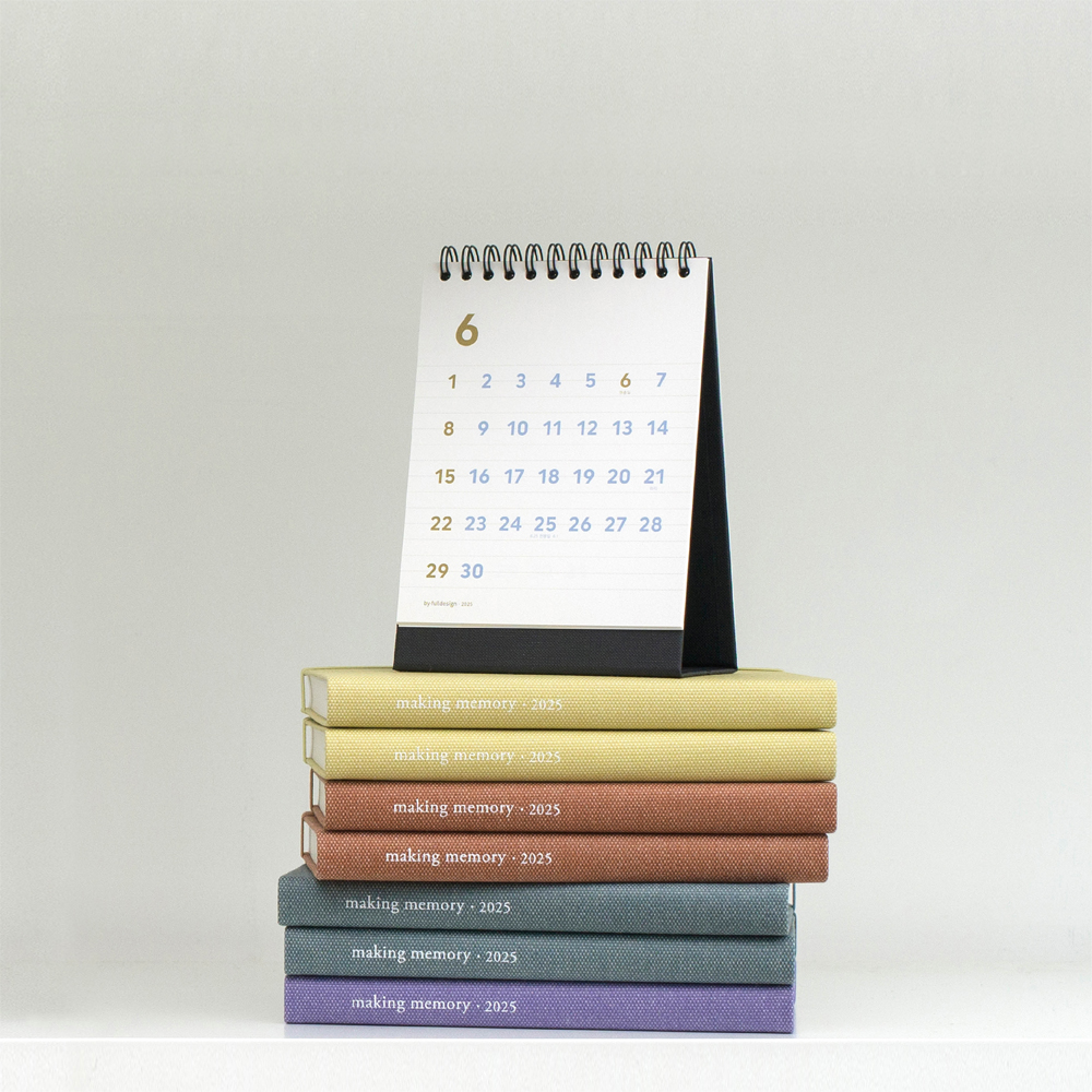 desk calendar mini 2025