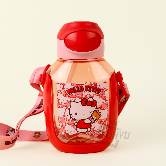 Sanrio Hello Kitty Hide-and-seek One Touch Straw Bottle 530ml