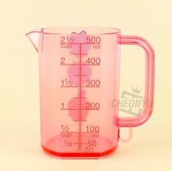 Chiikawa Measuring Cup 500ML