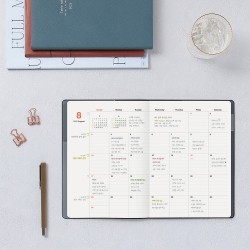 MONTHLY PLANNER 2025 A5