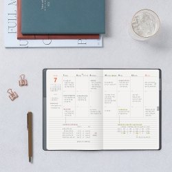 WEEKLY PLANNER 2025 A5