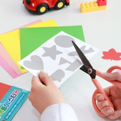 Children's colored paper stickers (no glue required) art play diay 