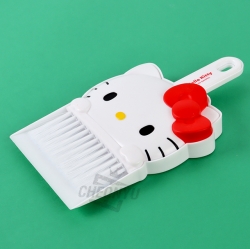 Hello Kitty Dustpan and Brush Set 