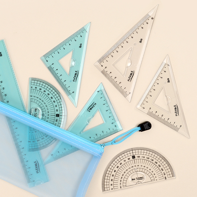 Flexible basic ruler set