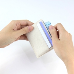 Card holder