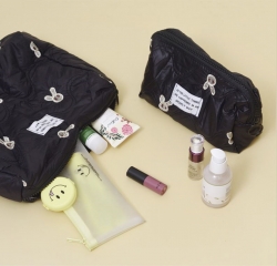 Large Capacity Black Rabbit Travel Underwear Cosmetics Pouch (Small)