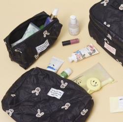 Large Capacity Black Rabbit Travel Underwear Cosmetics Pouch (Small)