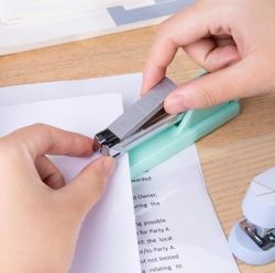 Macaroon Stapler