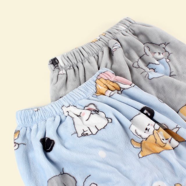 Lying Doggie Wearable Blanket, Skirt Blanket 