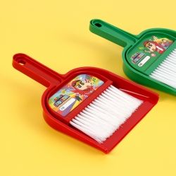Crayon Shin Chan Mini Cleaning Set 