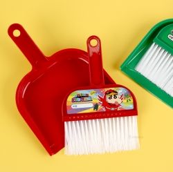Crayon Shin Chan Mini Cleaning Set 
