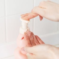 DONATDONAT Bear Liquid Mini Dispenser