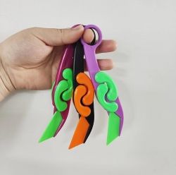 Toy Knife, Random