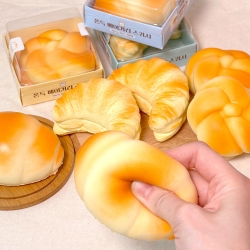 Bakery Squishy, Random