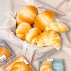 Bakery Squishy, Random