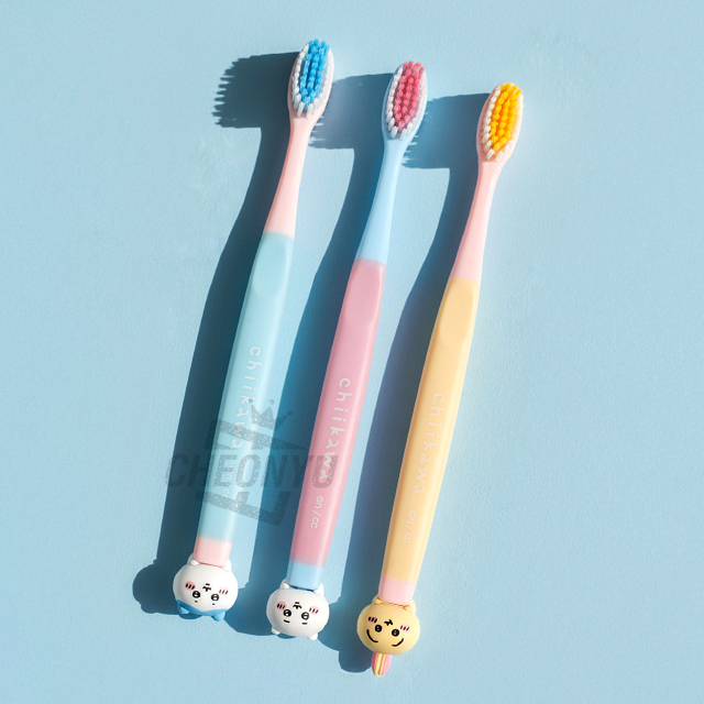 CHiikawa Toothbrush (Teen to Adult)