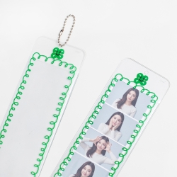 4 cut photo holder smile