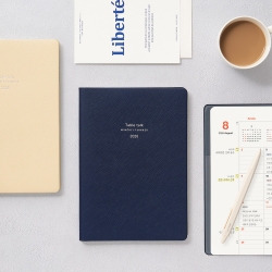 MONTHLY PLANNER 2026 A5