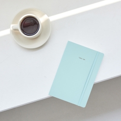 WEEKLY PLANNER HARDCOVER 2026 A5