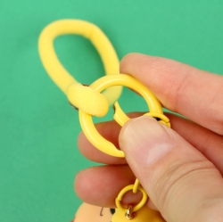 Crayon Shinchan Costume Figure Keyring, Random