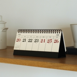 2026 Remind Weekly Calendar (Desk)