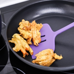 Lilfant Kuromi Sillet Figure Silicone Cooking Utensil (Wide Turner)