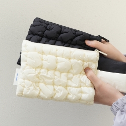 Puppy Cloud Strap Pouch