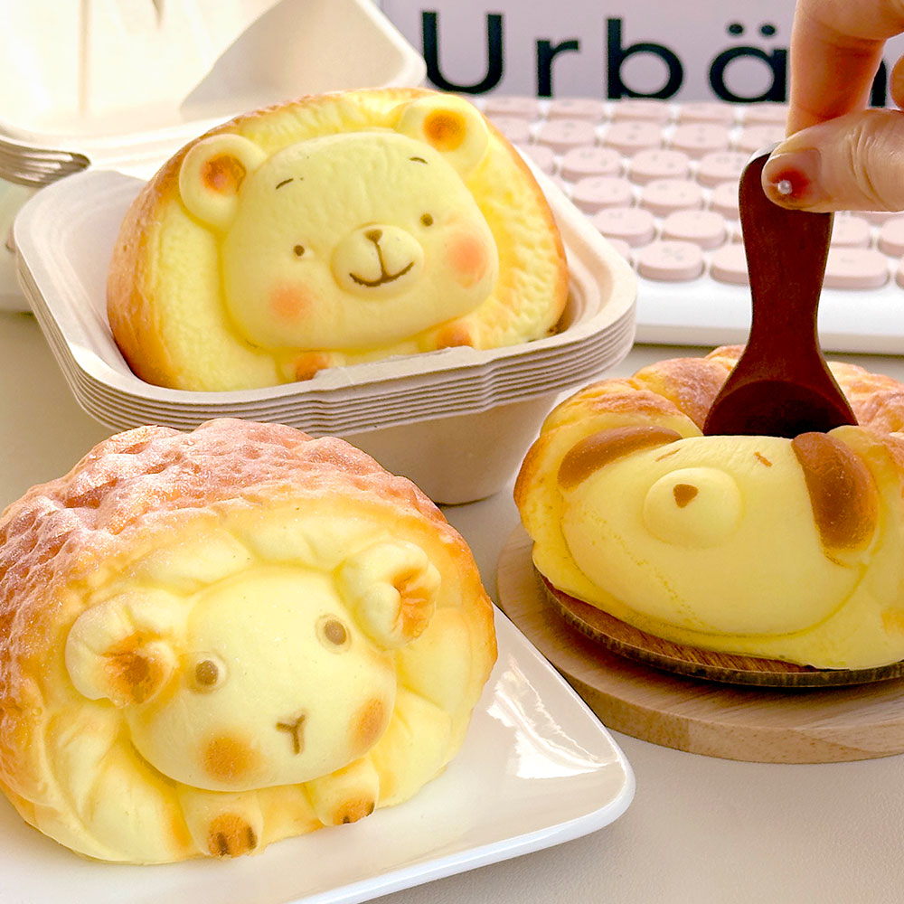 Animal in Bread Squishy, Random