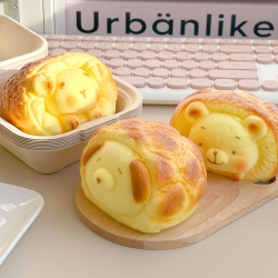 Animal in Bread Squishy, Random
