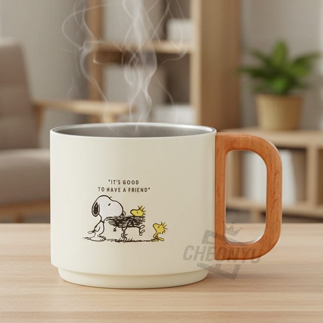 Snoopy Badge Wooden Handle Stainless Steel Mug 350ml