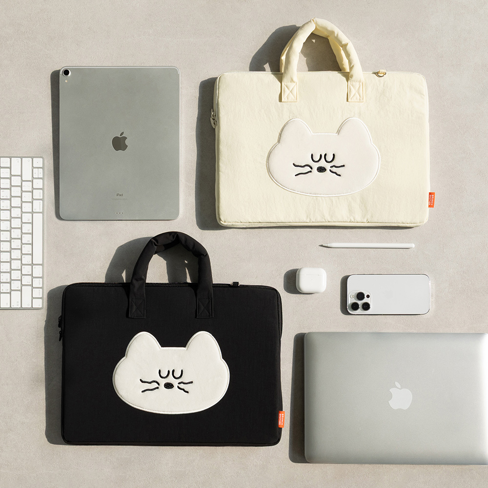 Brunch Brother 15type Mogry Hug Laptop Pouch