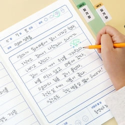 Elementary school Playful Children Daily diary (lower grade)