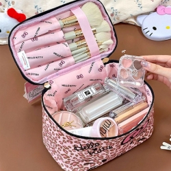 Hello Kitty Leopard Travel Square Pouch