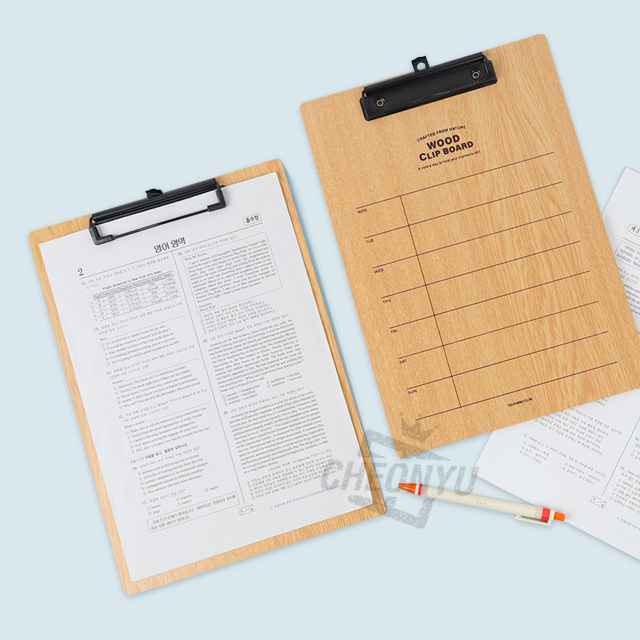 Simple Wood Clip Board