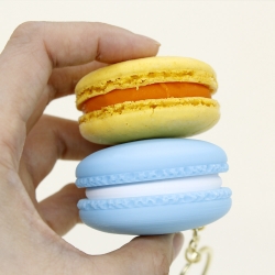Macaron Clicker Keyring