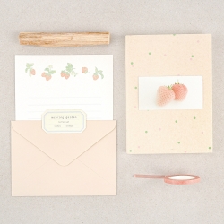 [dashanddot]  morning garden letter set
