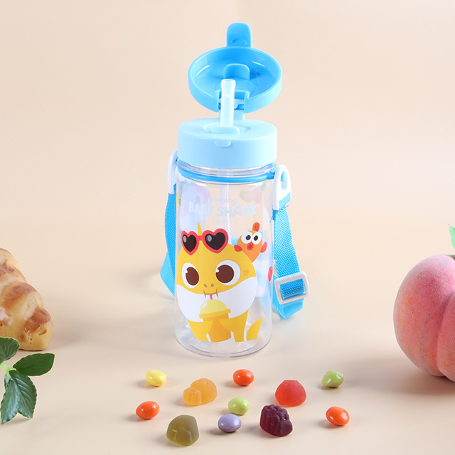Baby shark non-spill straw bottle